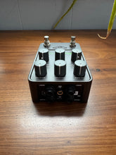 Load image into Gallery viewer, Universal Audio Galaxy Tape Echo Delay