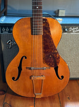 Load image into Gallery viewer, 1943 Epiphone Ritz Natural