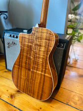 Load image into Gallery viewer, 2021 Yanuziello Resophonic Round Neck SOLD