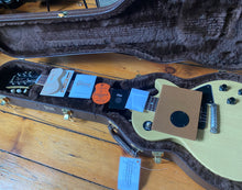 Load image into Gallery viewer, 2022 Gibson Custom Shop 70th Anniversary Les Paul Special SOLD