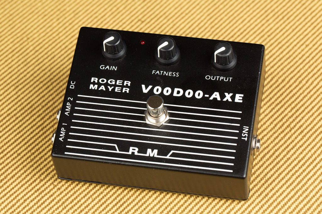 Roger Mayer Voodoo-Axe 動作品 Pedal Talk - The Roger Mayer Voodoo Axe Pedal - YouTube
